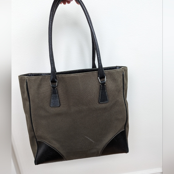 Prada dark olive green canvas and black leather shoulder bag - Picture 6 of 17